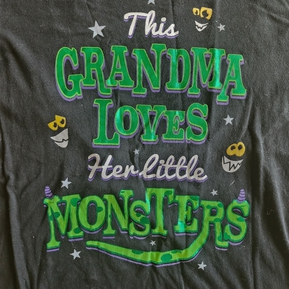"This Grandma Loves Her Little Monsters" Black Halloween T-Shirt Women's XL Plus - Picture 3 of 6